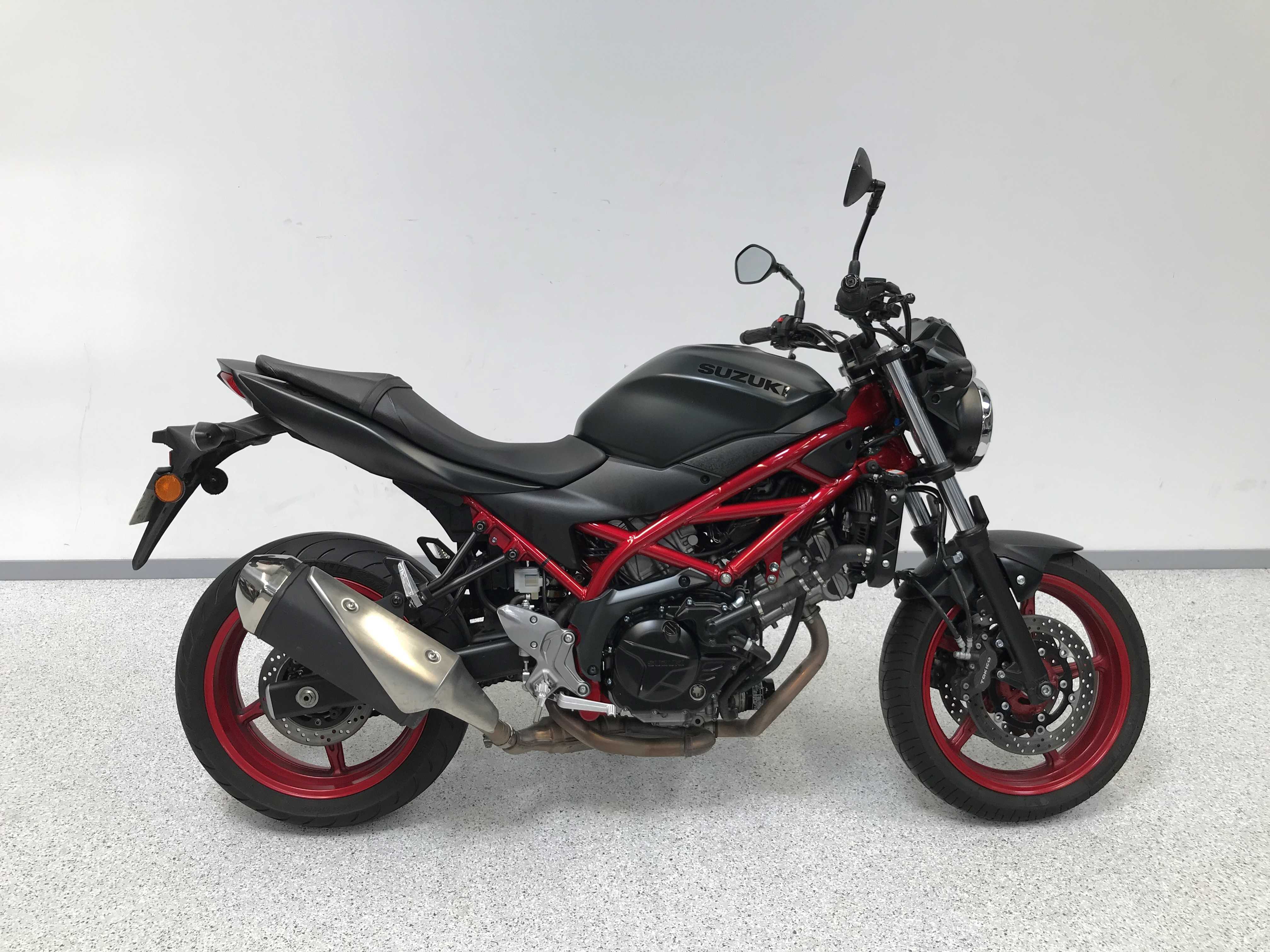 Suzuki SV 650 2020 HD vue gauche