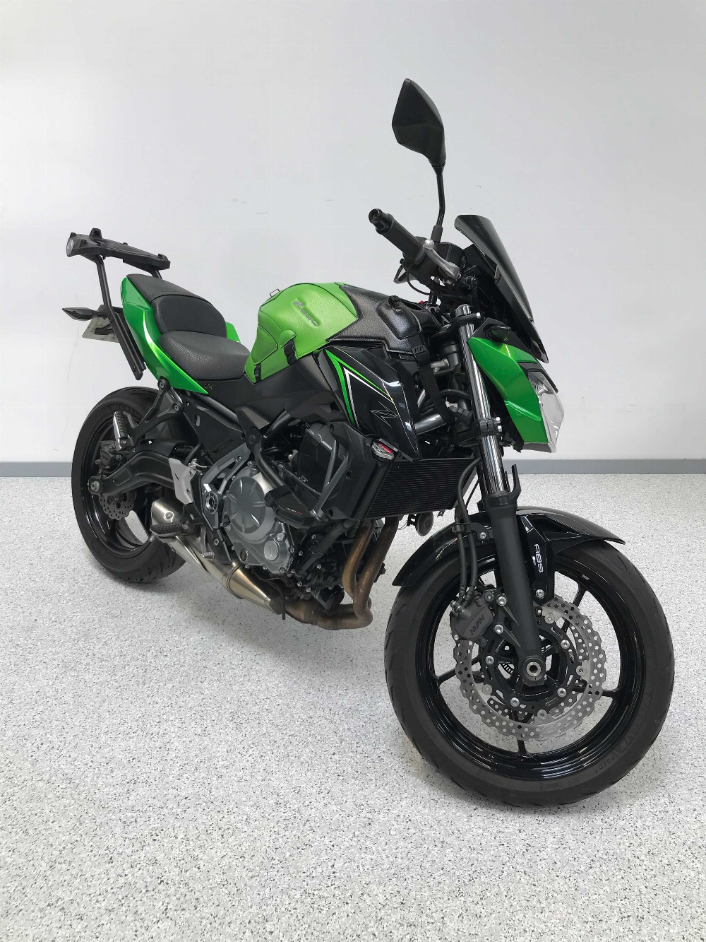 Kawasaki Z 650 2018 vue 3/4 droite