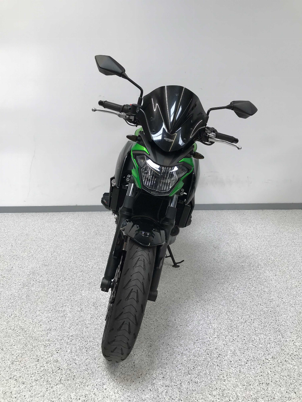 Kawasaki Z 650 2018 vue avant