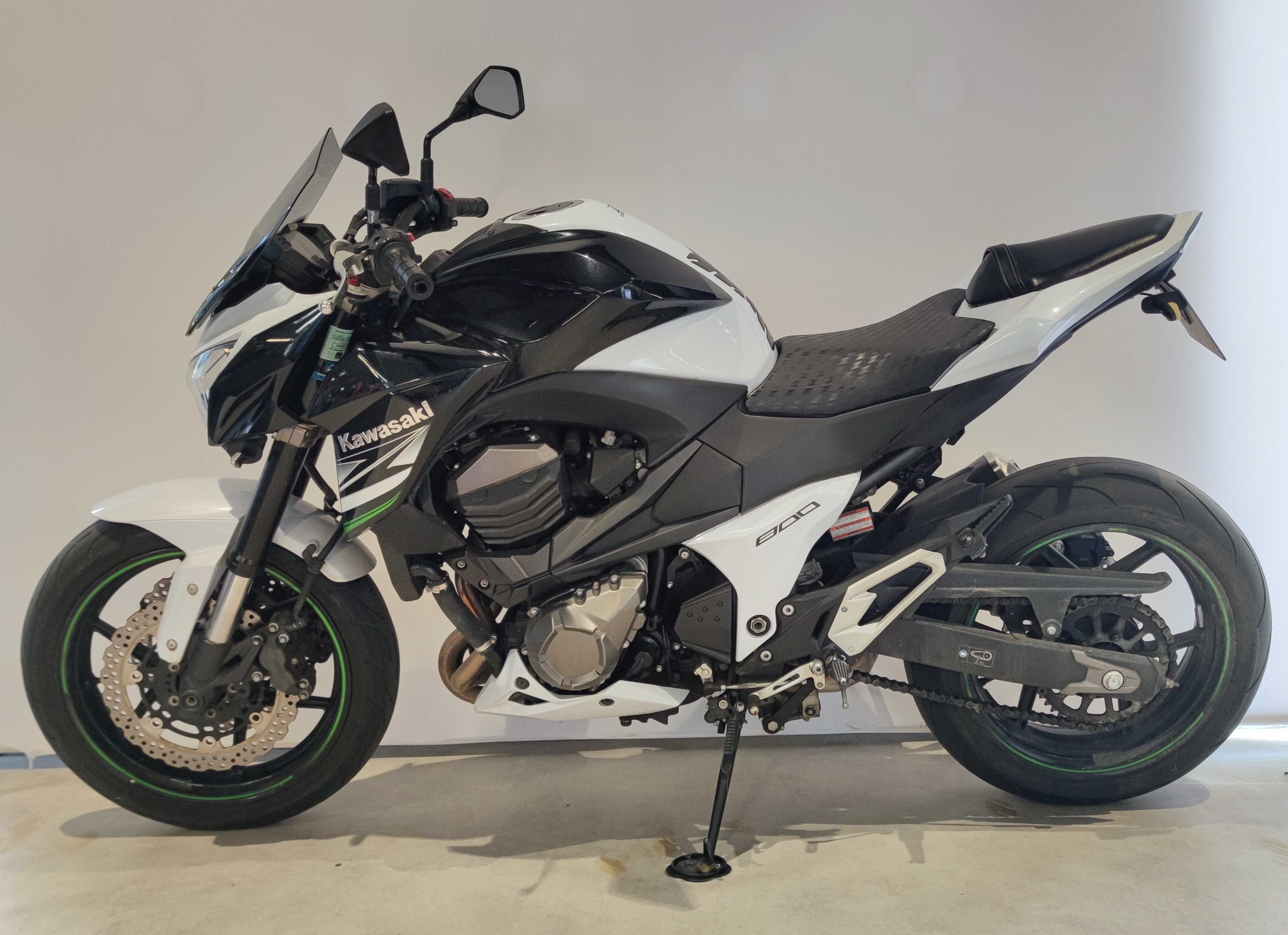 Kawasaki Z 800 ABS 2013 HD vue gauche