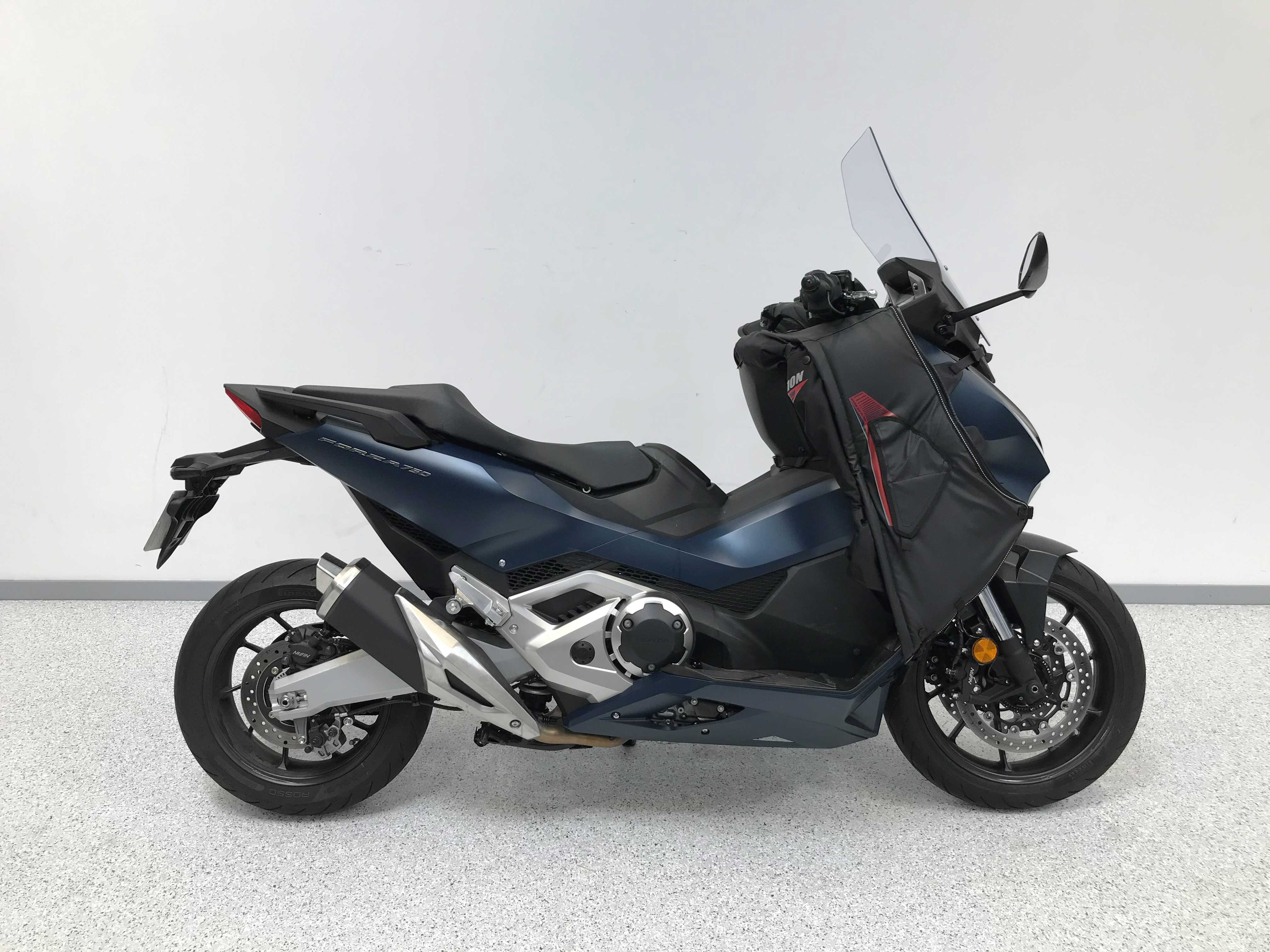 Honda NSS 750 Forza 2021 HD vue gauche