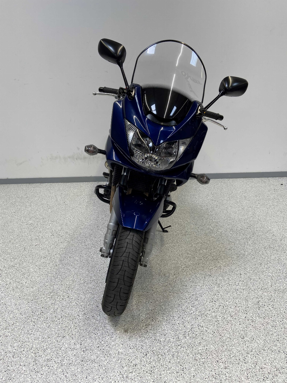 Suzuki GSF 1200 S Bandit ABS 2006 vue avant