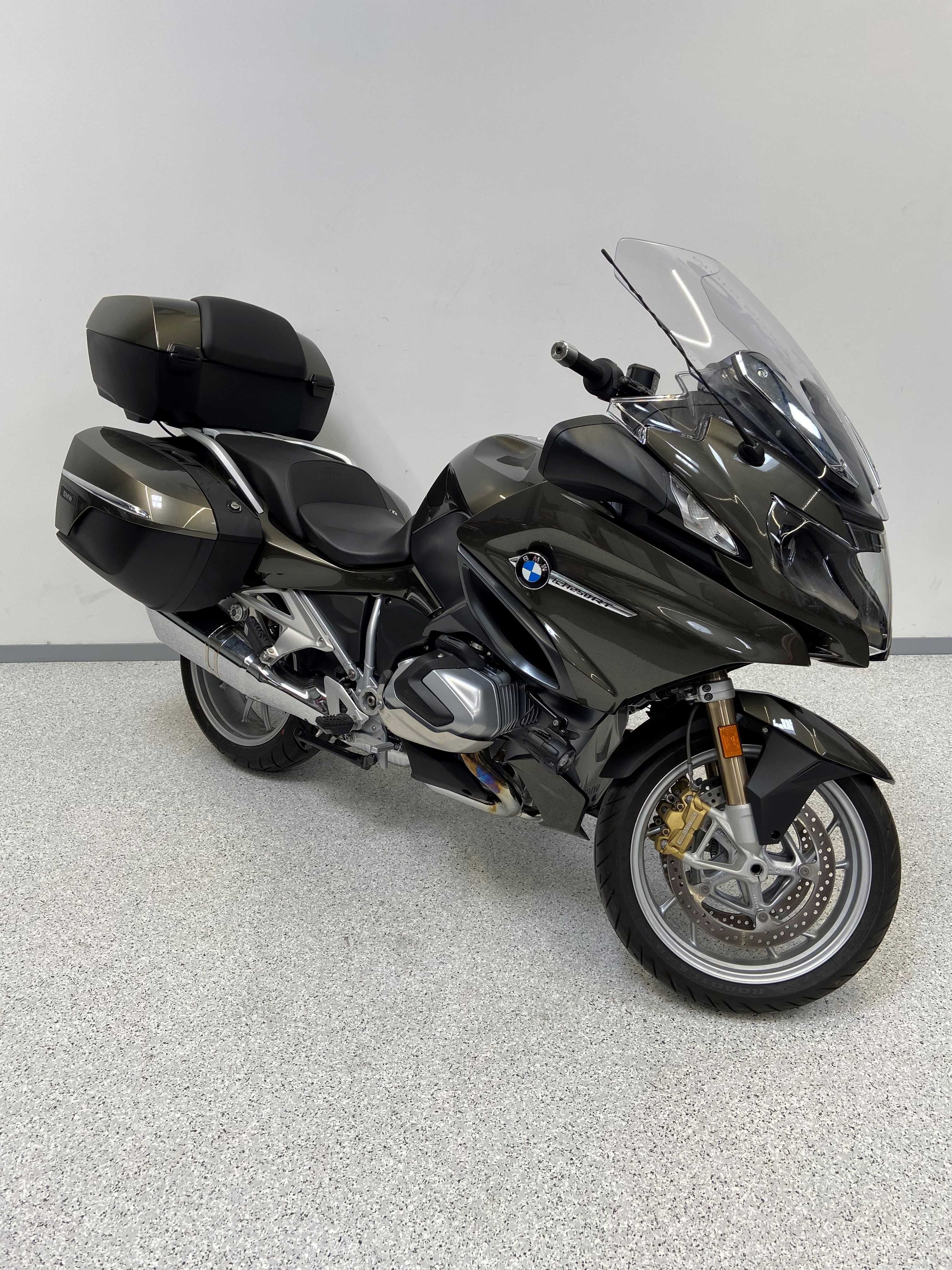 BMW R 1250 RT 2020 HD vue 3/4 droite