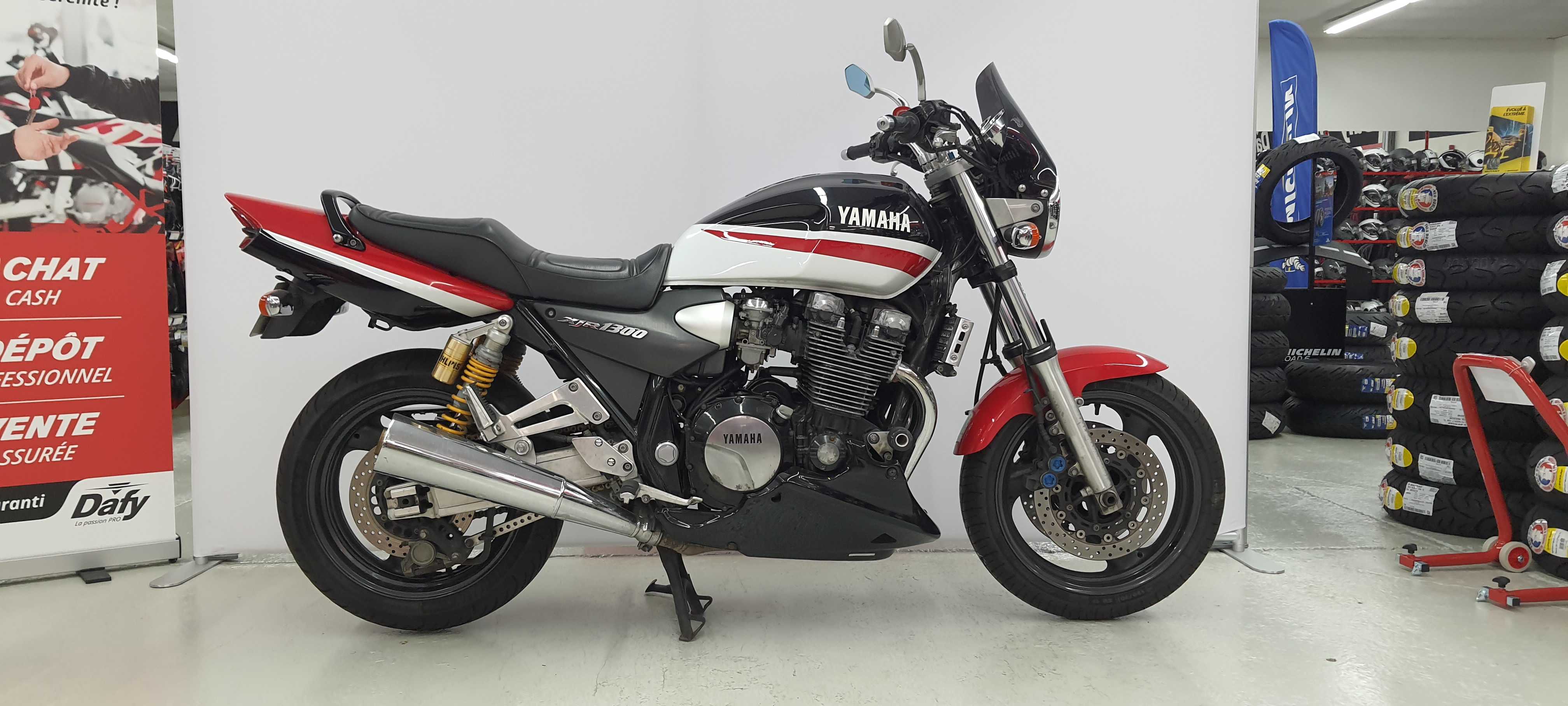 Yamaha XJR 1300 1999 HD vue gauche