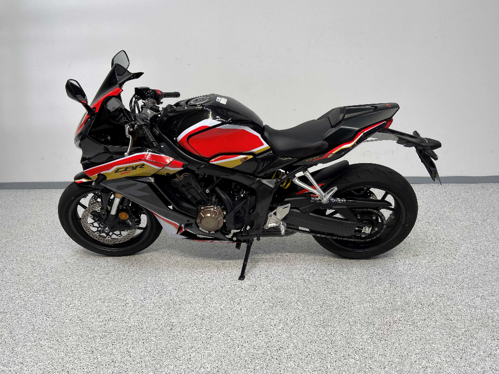 Honda CBR 650 R ABS 2022 vue gauche