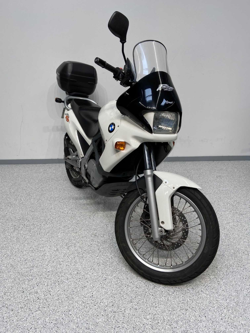 BMW F 650 1996 vue 3/4 droite