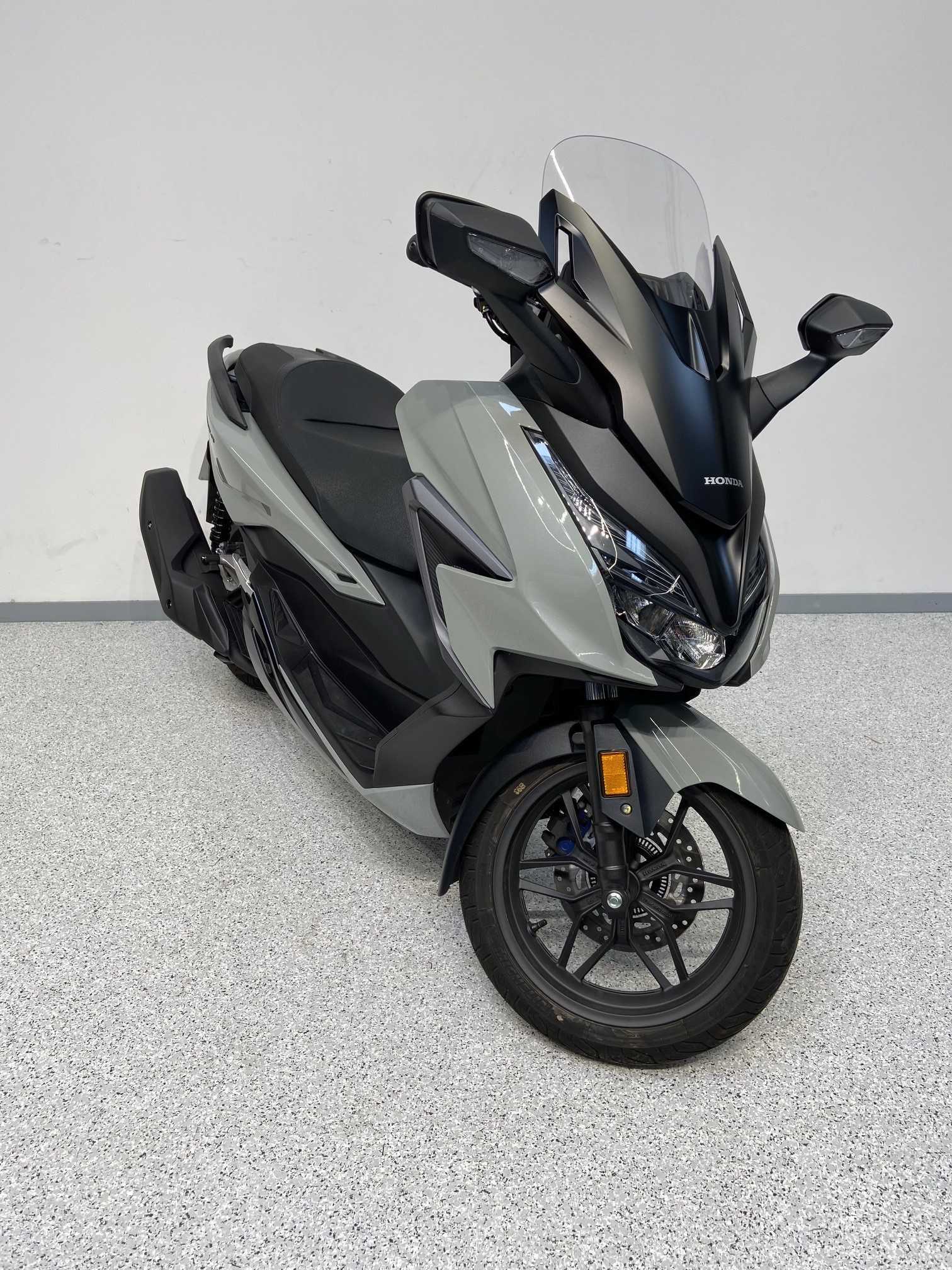 Honda NSS 125 Forza ABS 2022 HD vue 3/4 droite