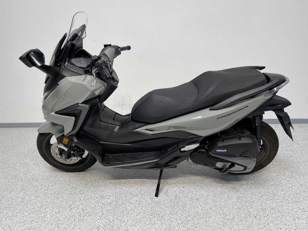 Honda NSS 125 Forza ABS 2022 vue gauche