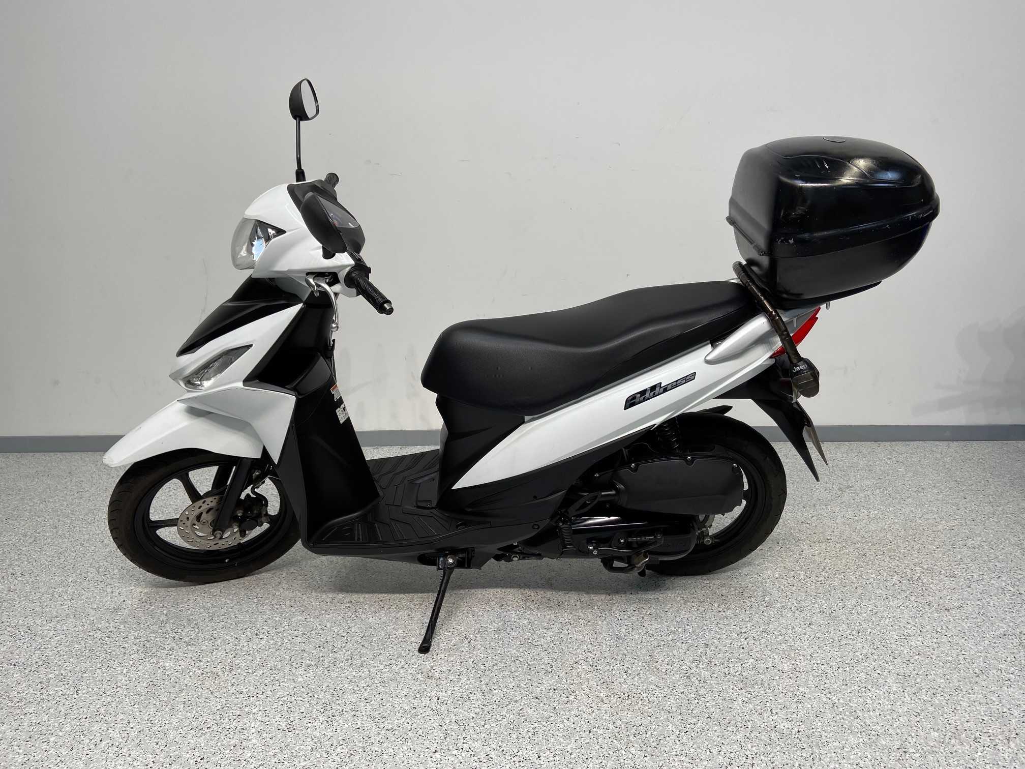 Suzuki UK 110 Address 2016 HD vue gauche