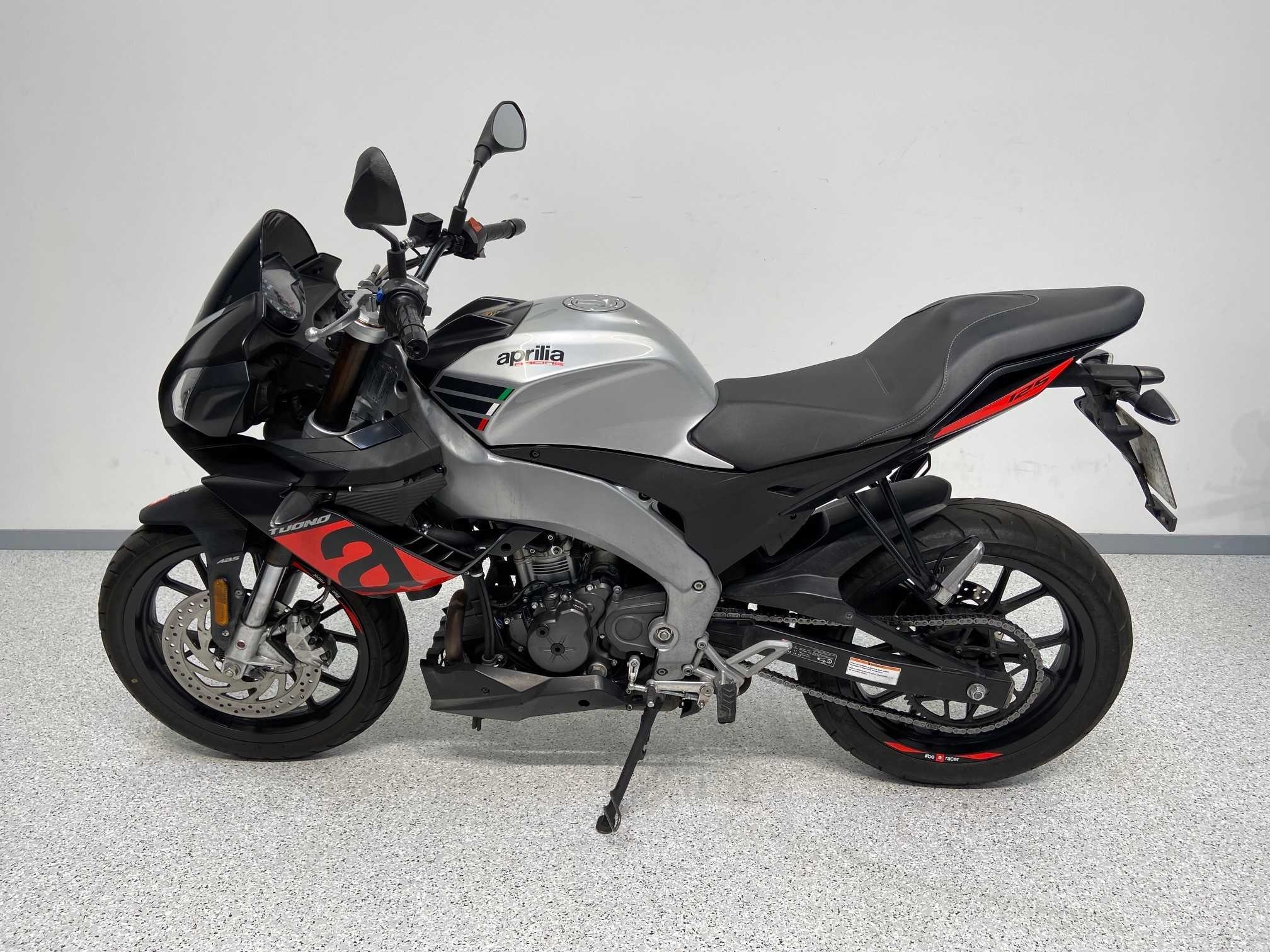 Aprilia Tuono 125 2017 HD vue gauche