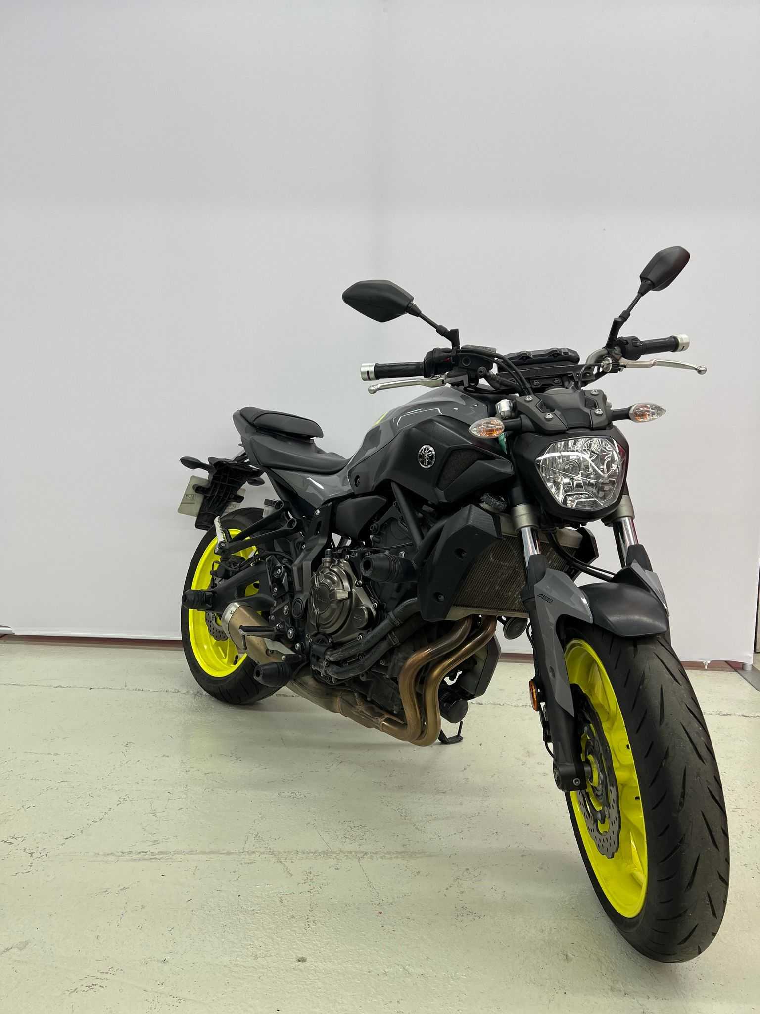 Yamaha MT-07 ABS (35KW) 2018 HD vue 3/4 droite