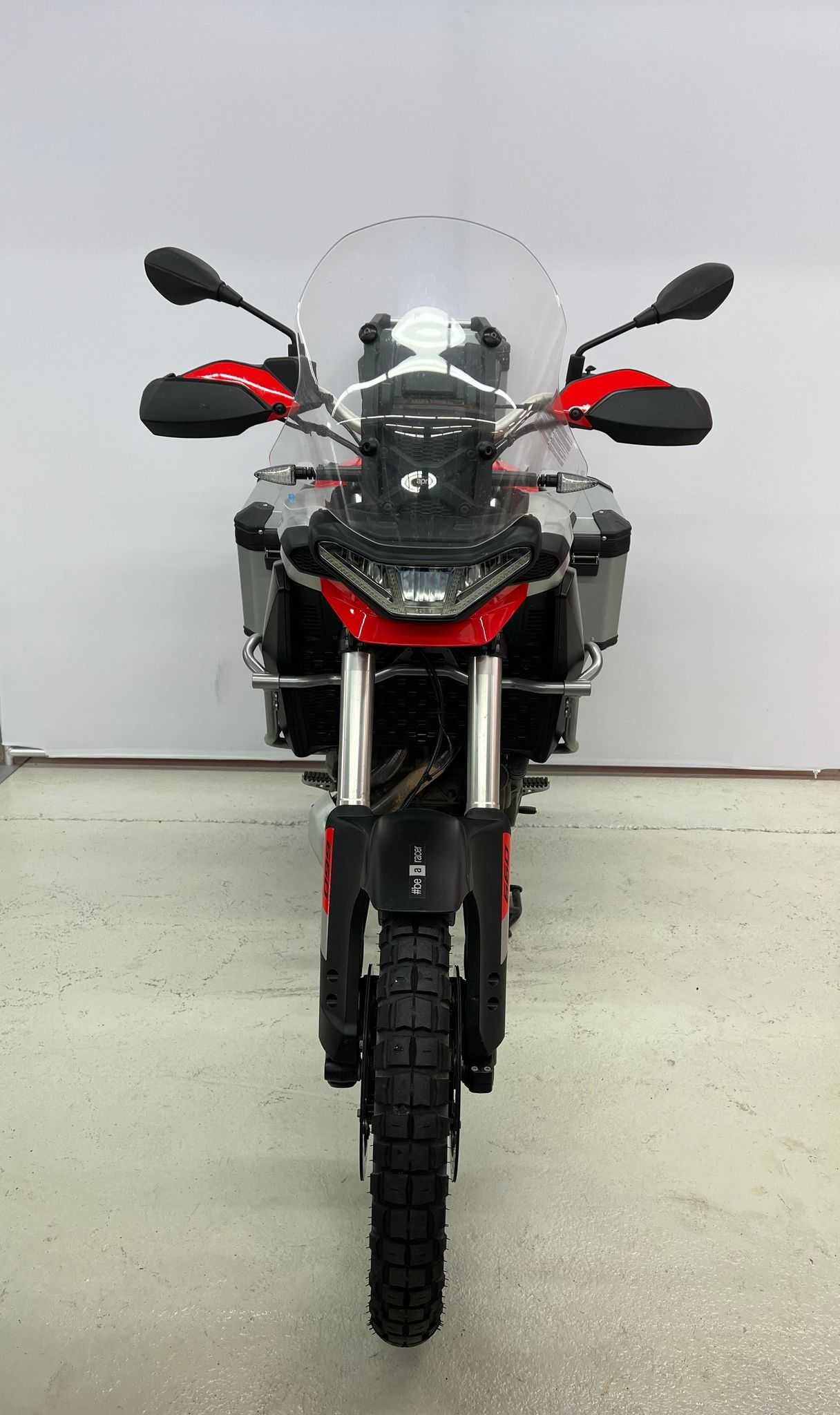 Aprilia TUAREG 660 E5 MARTIAN RED TUAREG 660 E5 MARTIAN RED 2021 HD vue avant