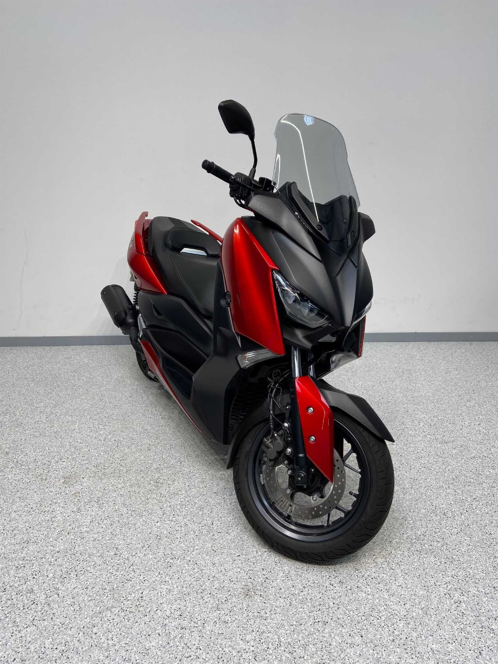 Yamaha YP 125 R X-Max ABS 2018 vue 3/4 droite