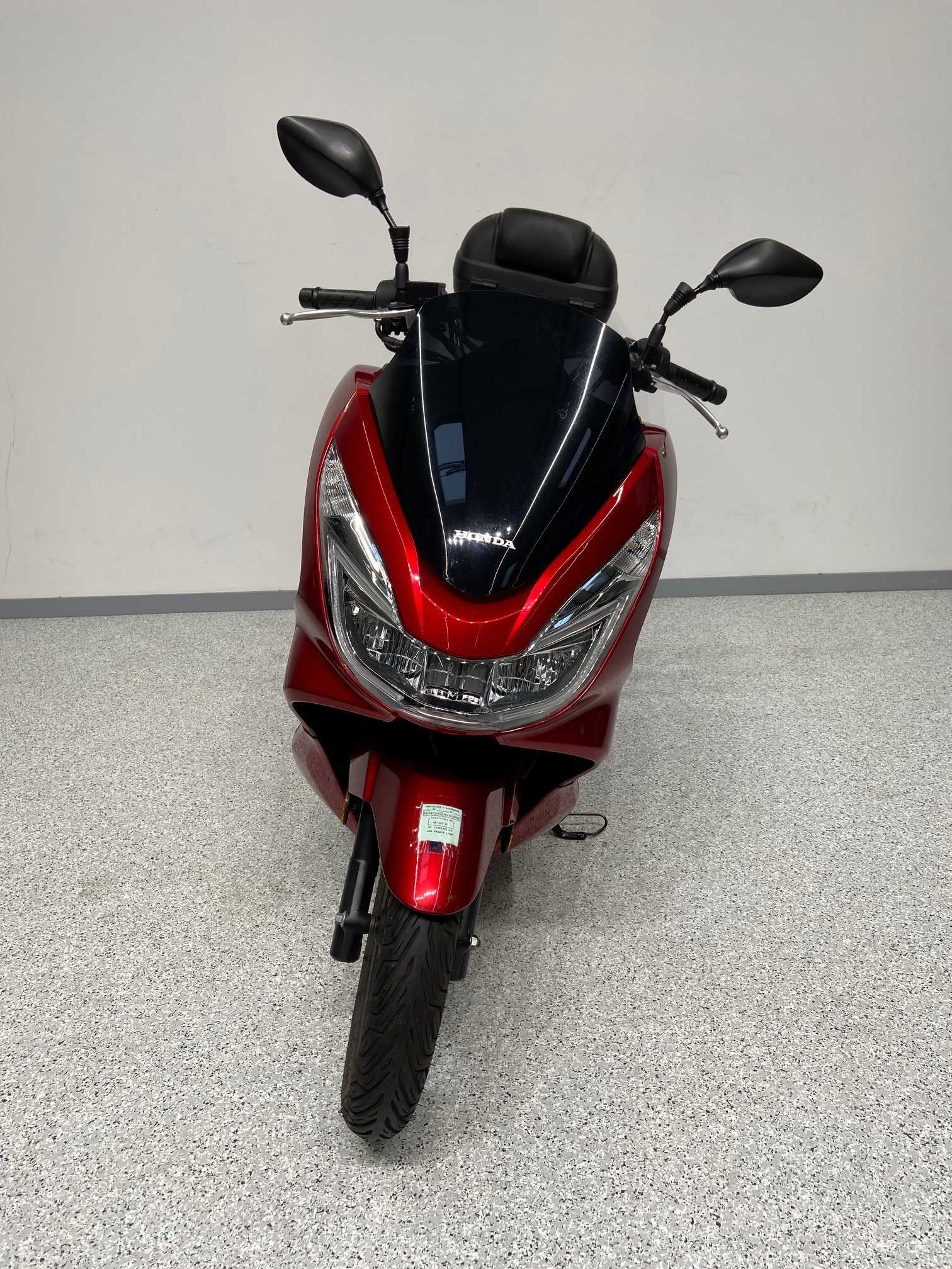 Honda PCX 125 2017 HD vue avant
