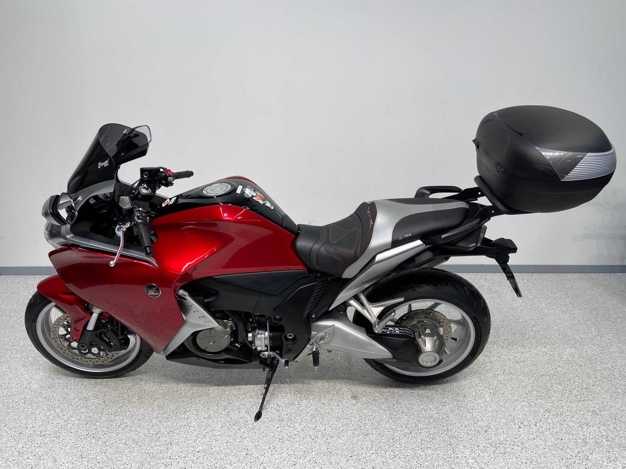 Honda VFR 1200 F 2011 HD vue gauche