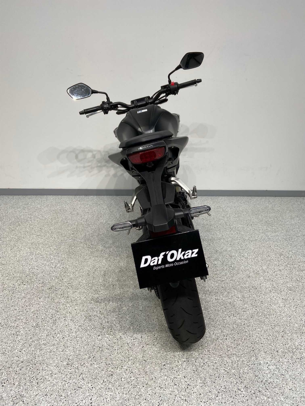 Honda CB 125 R 2021 vue arrière