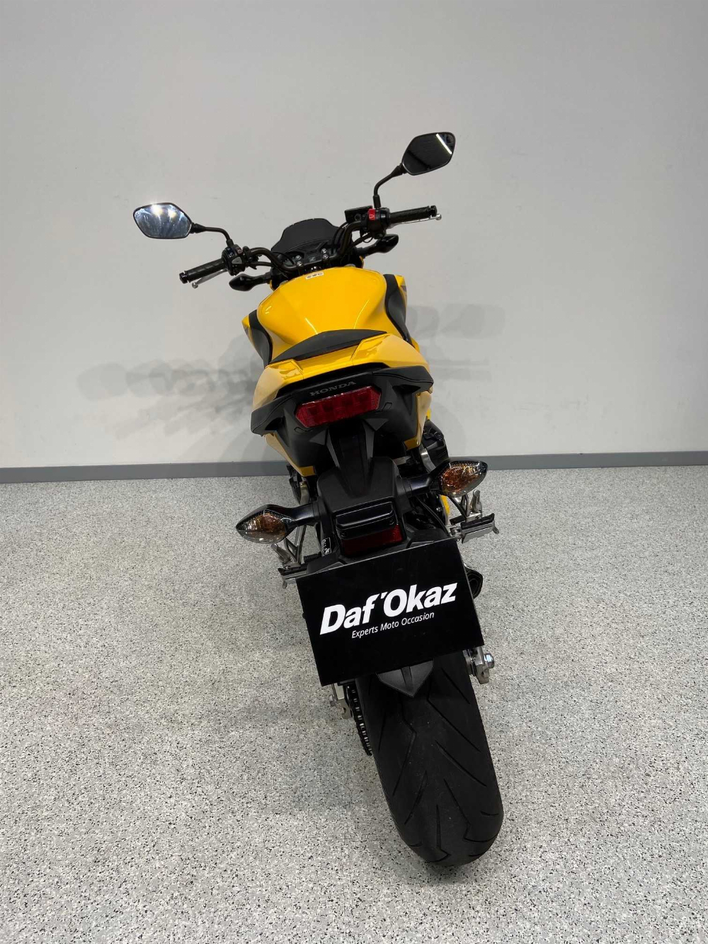 Honda CB 650 F ABS 2015 vue arrière