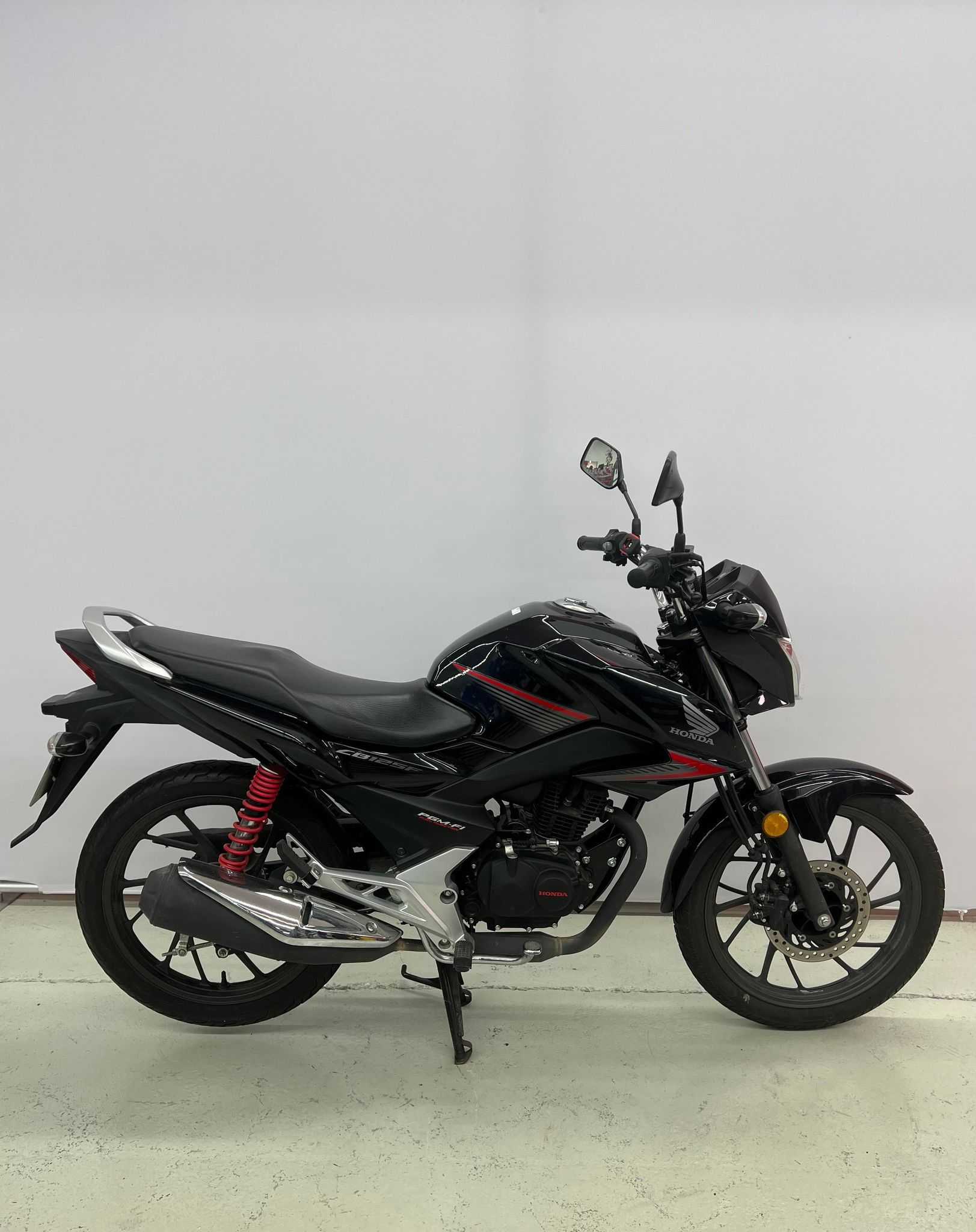 Honda CB 125 F (GLR) 2019 HD vue gauche