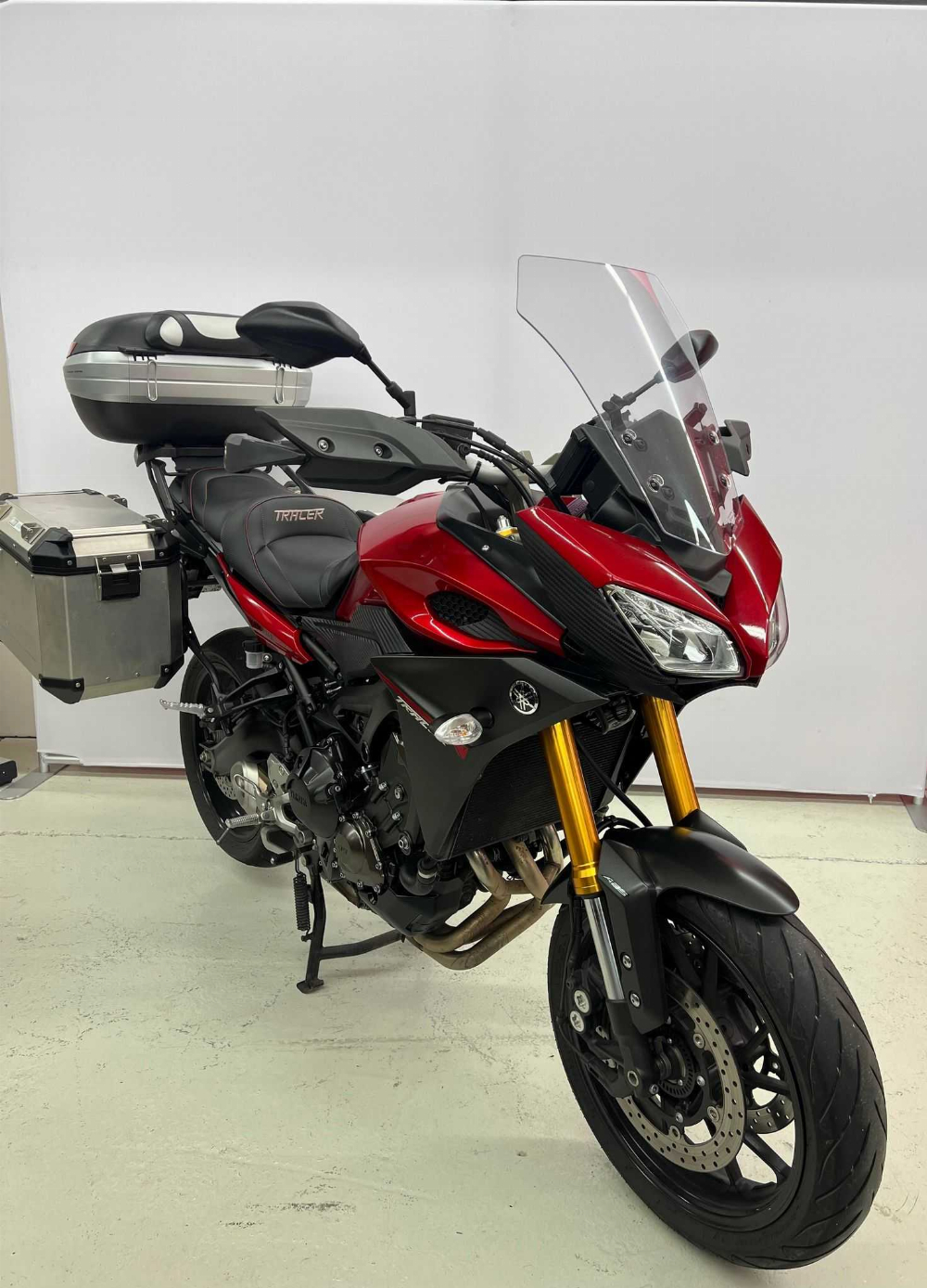 Yamaha Tracer 900 (MT09TRA) 2016 vue 3/4 droite