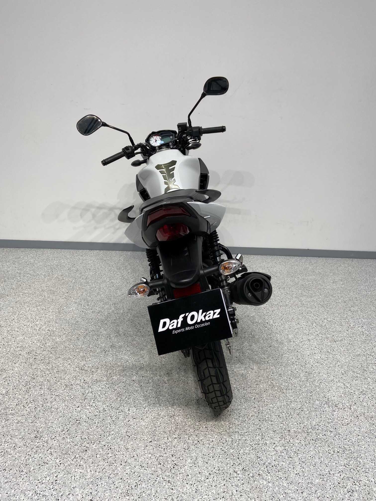 Yamaha YS 125 2018 HD vue arrière