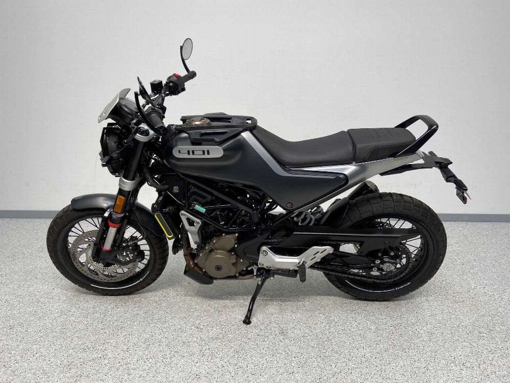 Husqvarna Svartpilen 401 2021 vue gauche