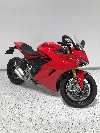 Aperçu Ducati 939 Supersport 2017 vue 3/4 droite