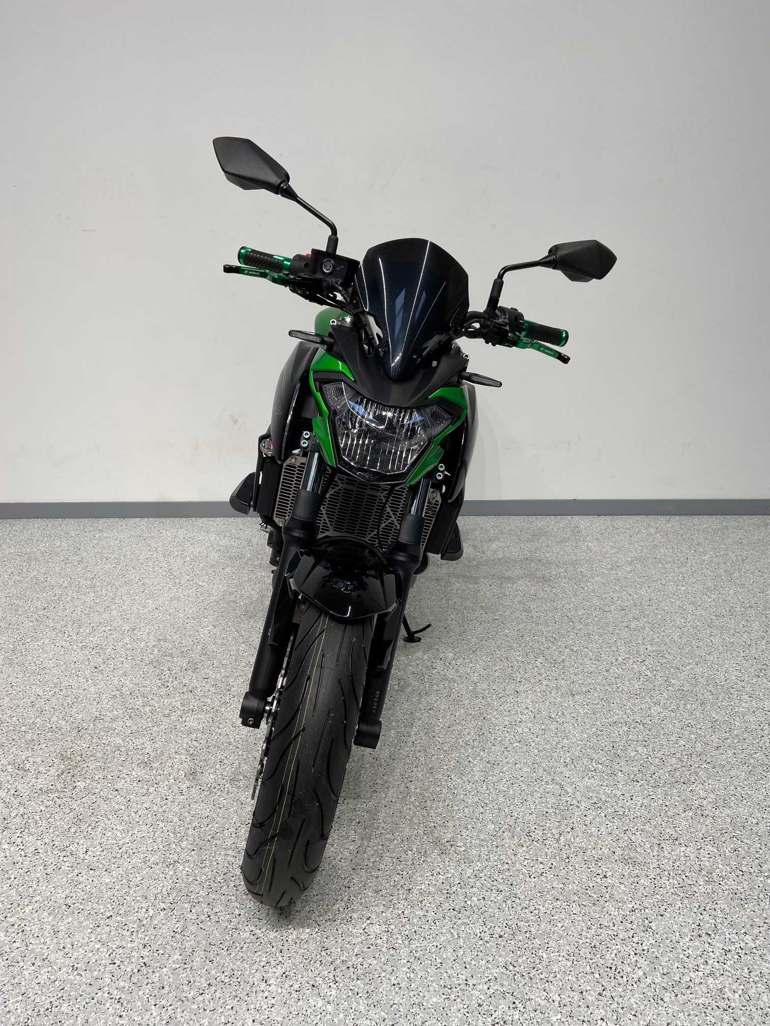 Kawasaki Z 650 2018 HD vue avant