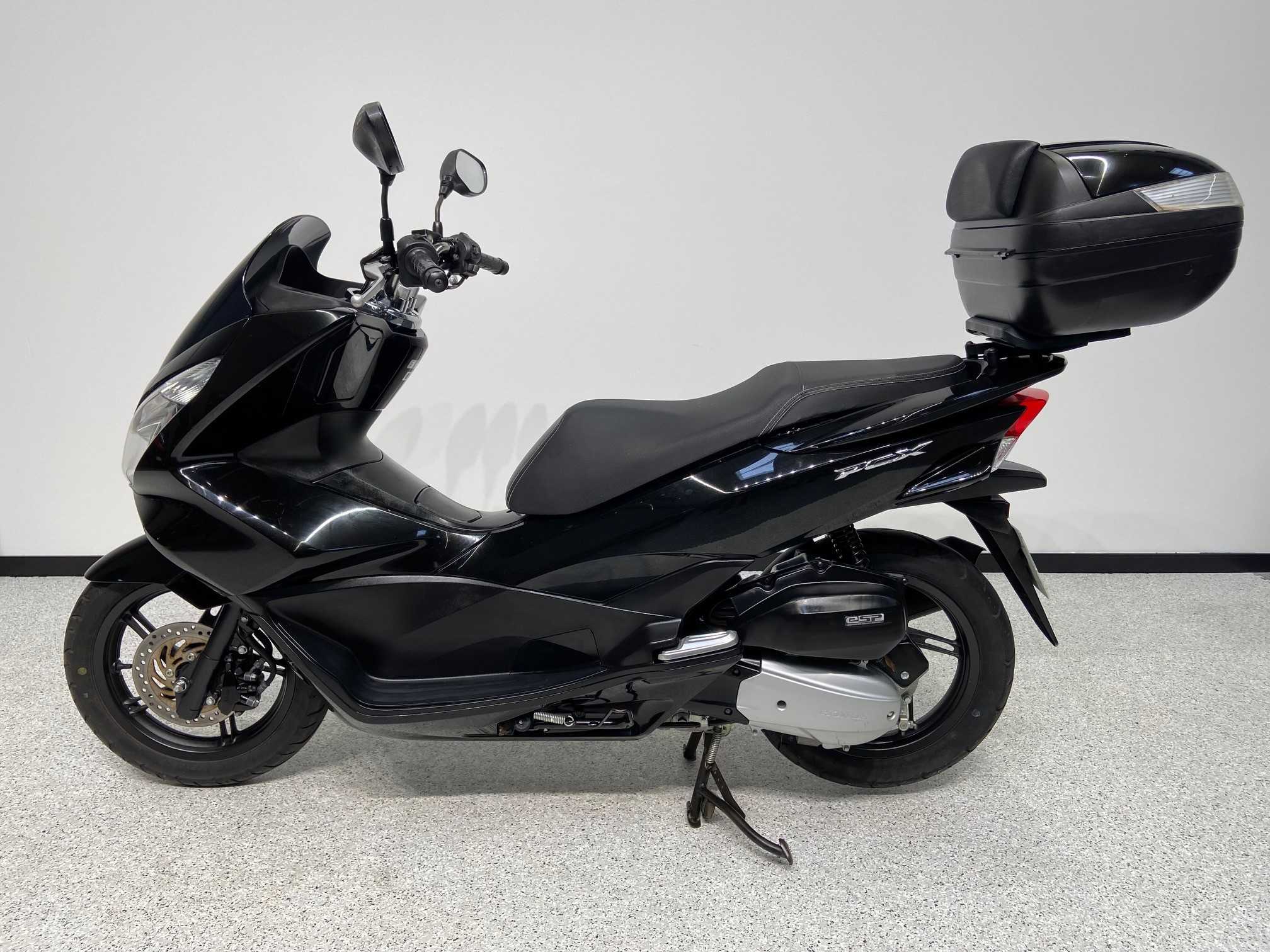 Honda PCX 125 2014 HD vue gauche