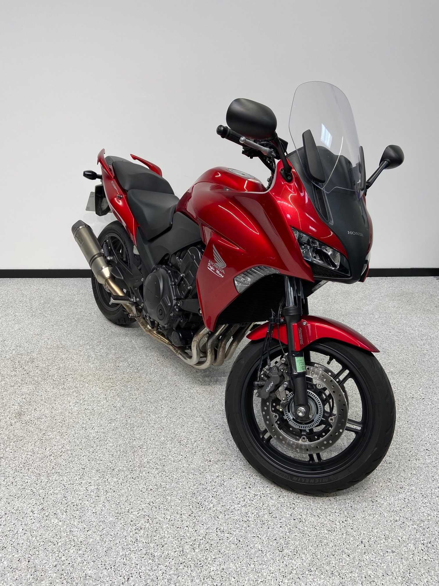 Honda CBF 1000 F ABS 2011 HD vue 3/4 droite