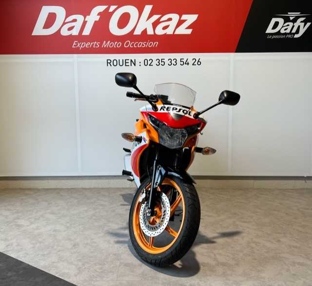 Honda CB 125 R REPSOL 2016 vue avant