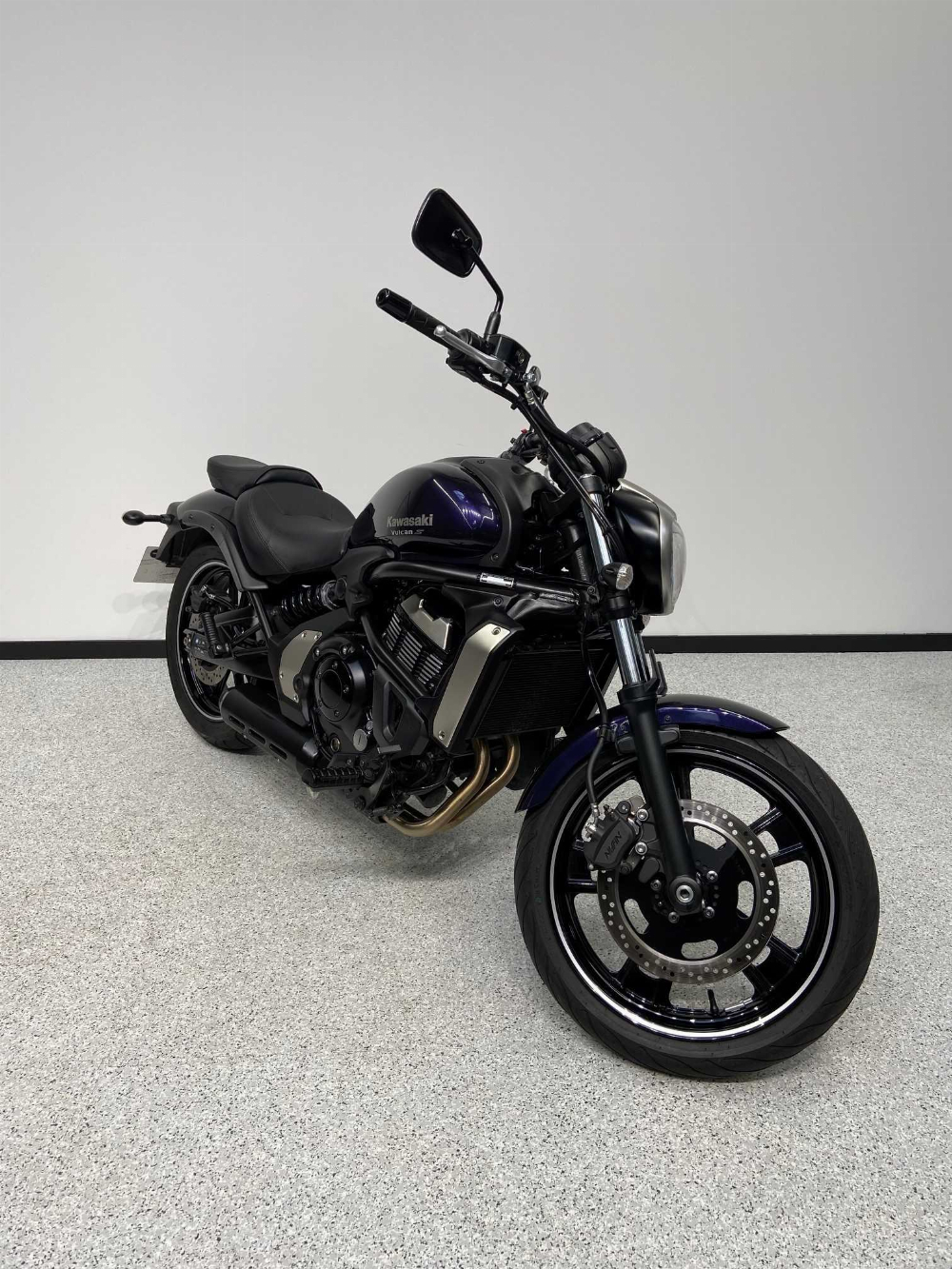 Kawasaki EN 650 Vulcan S ABS 2017 vue 3/4 droite