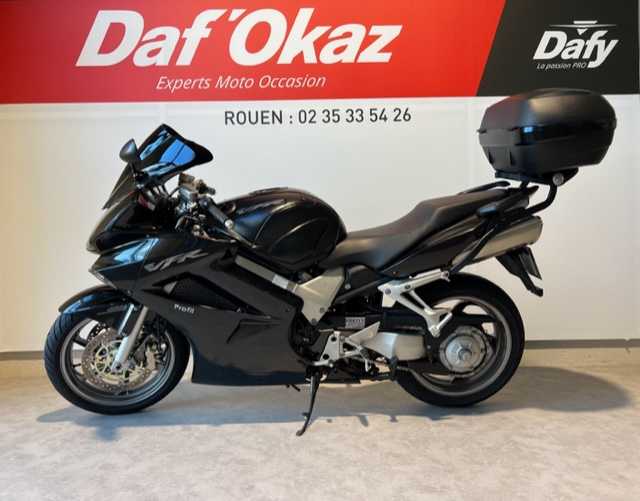 Honda VFR 800 F V-TEC RC46 II ABS 2008 vue gauche