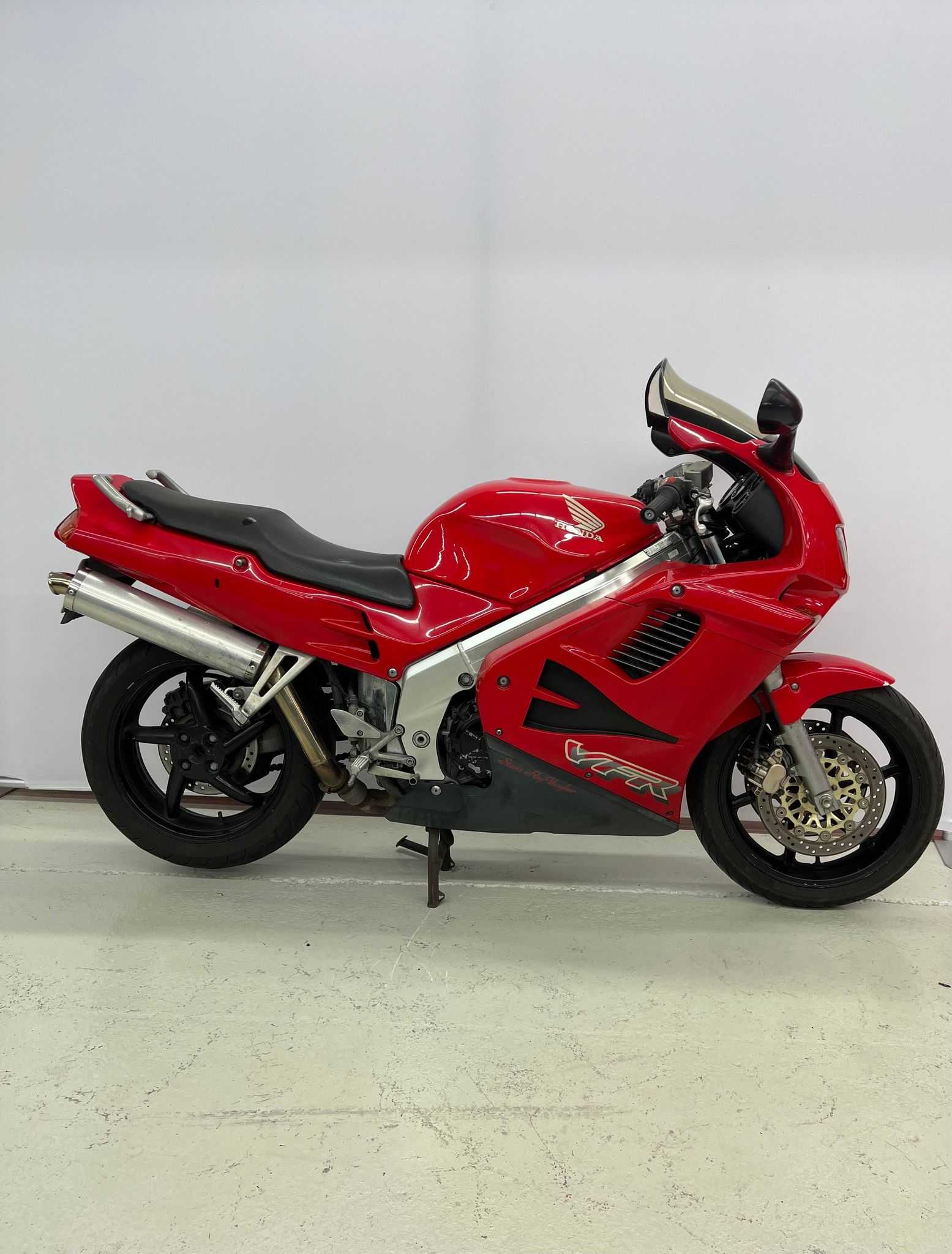 Honda VFR 750 F 1995 HD vue gauche