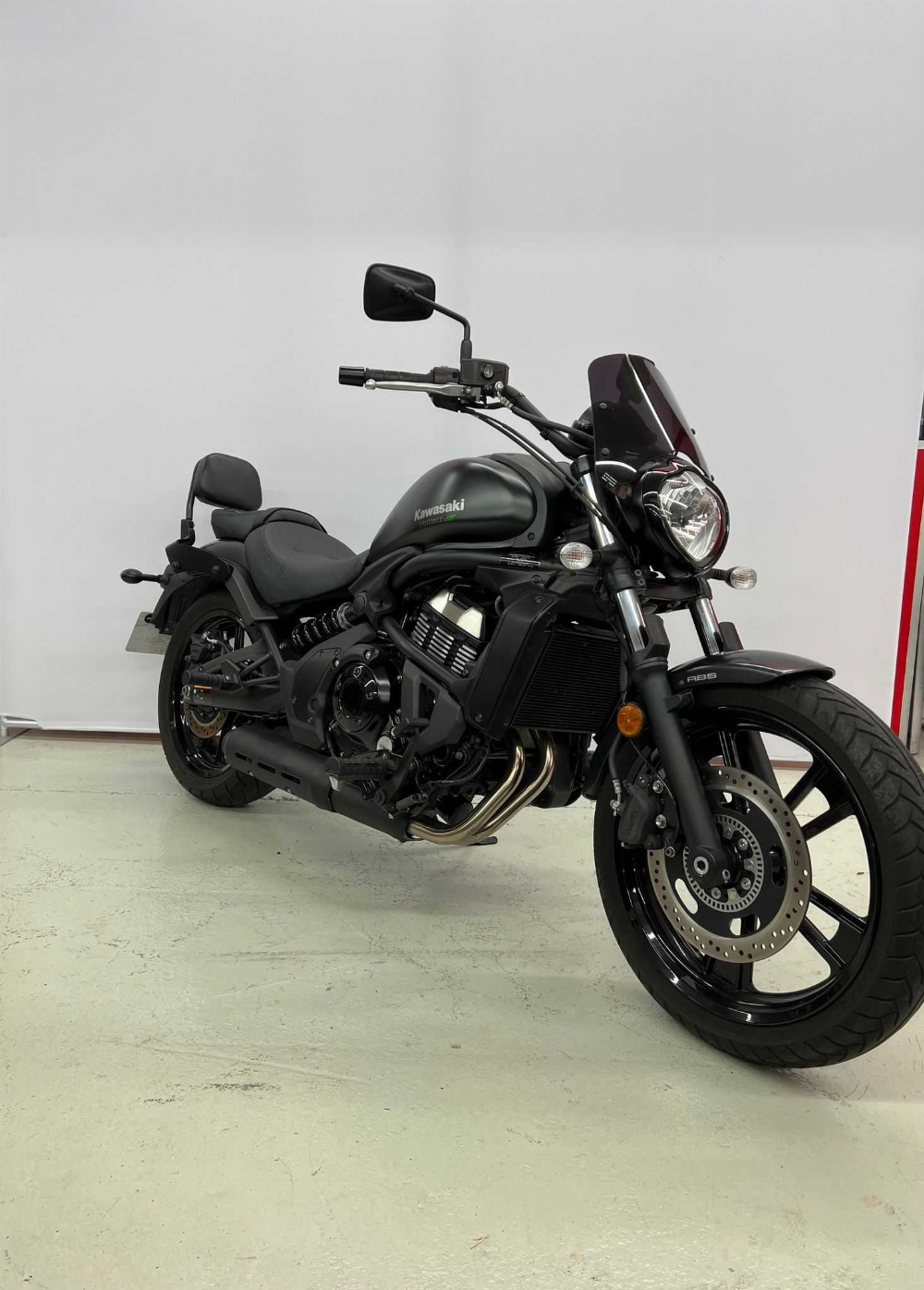 Kawasaki EN 650 Vulcan S ABS 2017 vue 3/4 droite