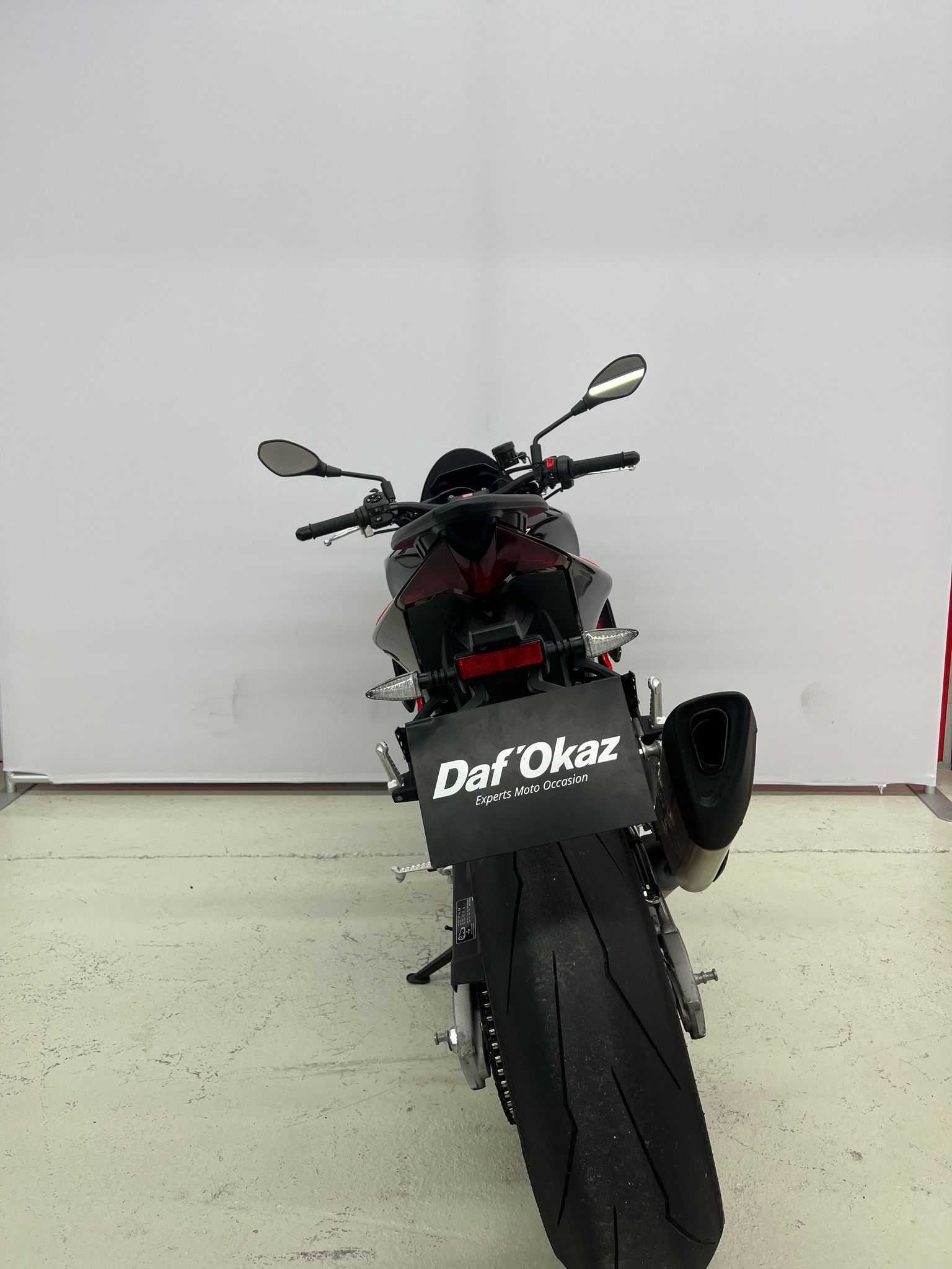 Aprilia Tuono 1100 V4 Factory 2020 HD vue arrière