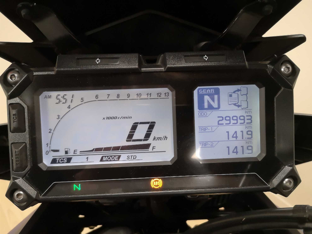Yamaha Tracer 900 (MT09TRA) 2017 vue gauche