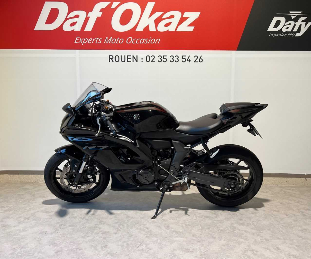 Yamaha YZF R7 2022 vue gauche