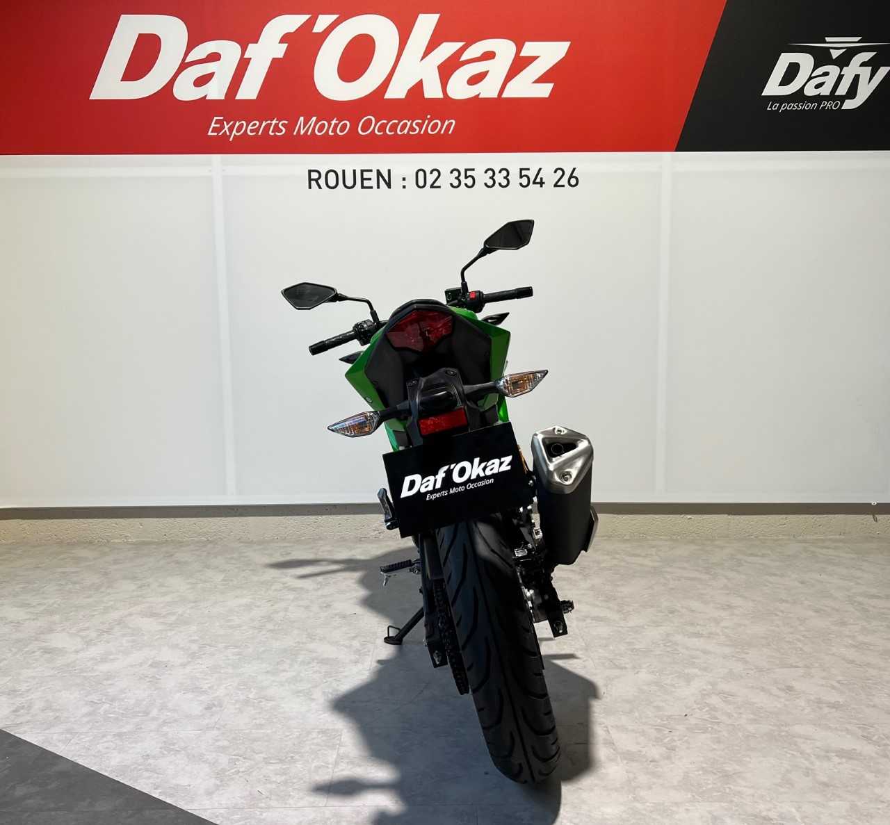 Kawasaki Z 125 2019 HD vue arrière