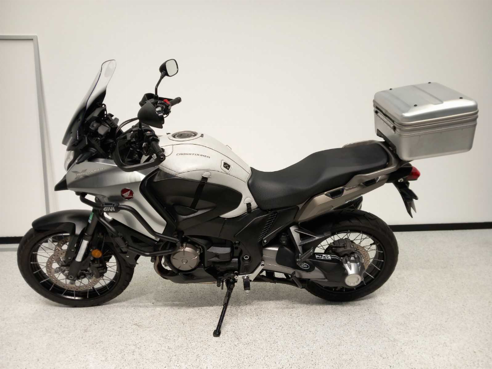 Honda VFR 1200 X Crosstourer DCT 2016 vue gauche