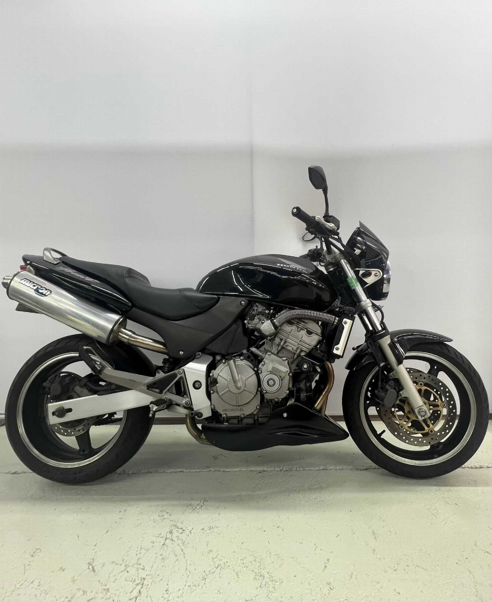 Honda CB 600 F Hornet 2003 vue gauche